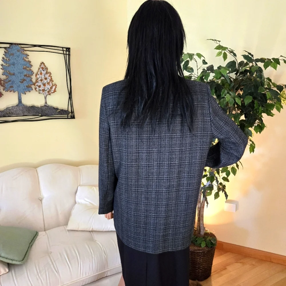 Alice Stuart Grey Plaid Woman's Jacket/Blazer Size Small - Picture 4 of 12